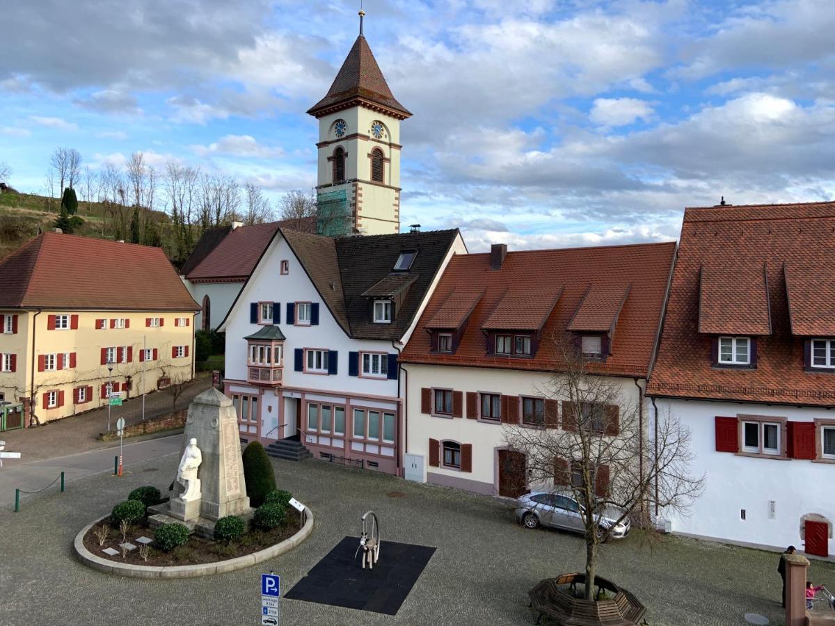 Apartment Im Alten Rathaus Malterdingen Exterior foto